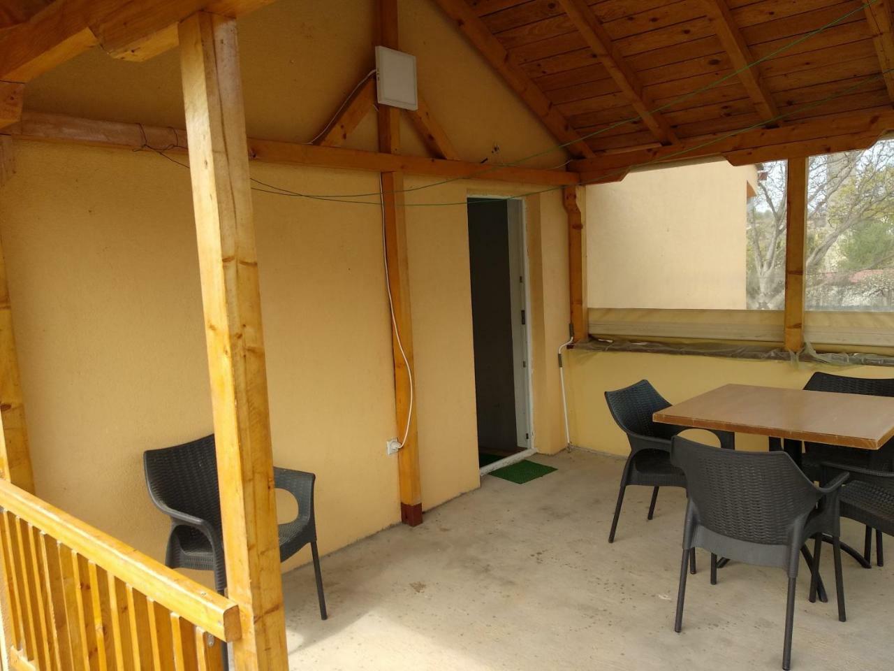 Family House Near Motorway 6 Guests 3 Bedrooms Veles Ngoại thất bức ảnh